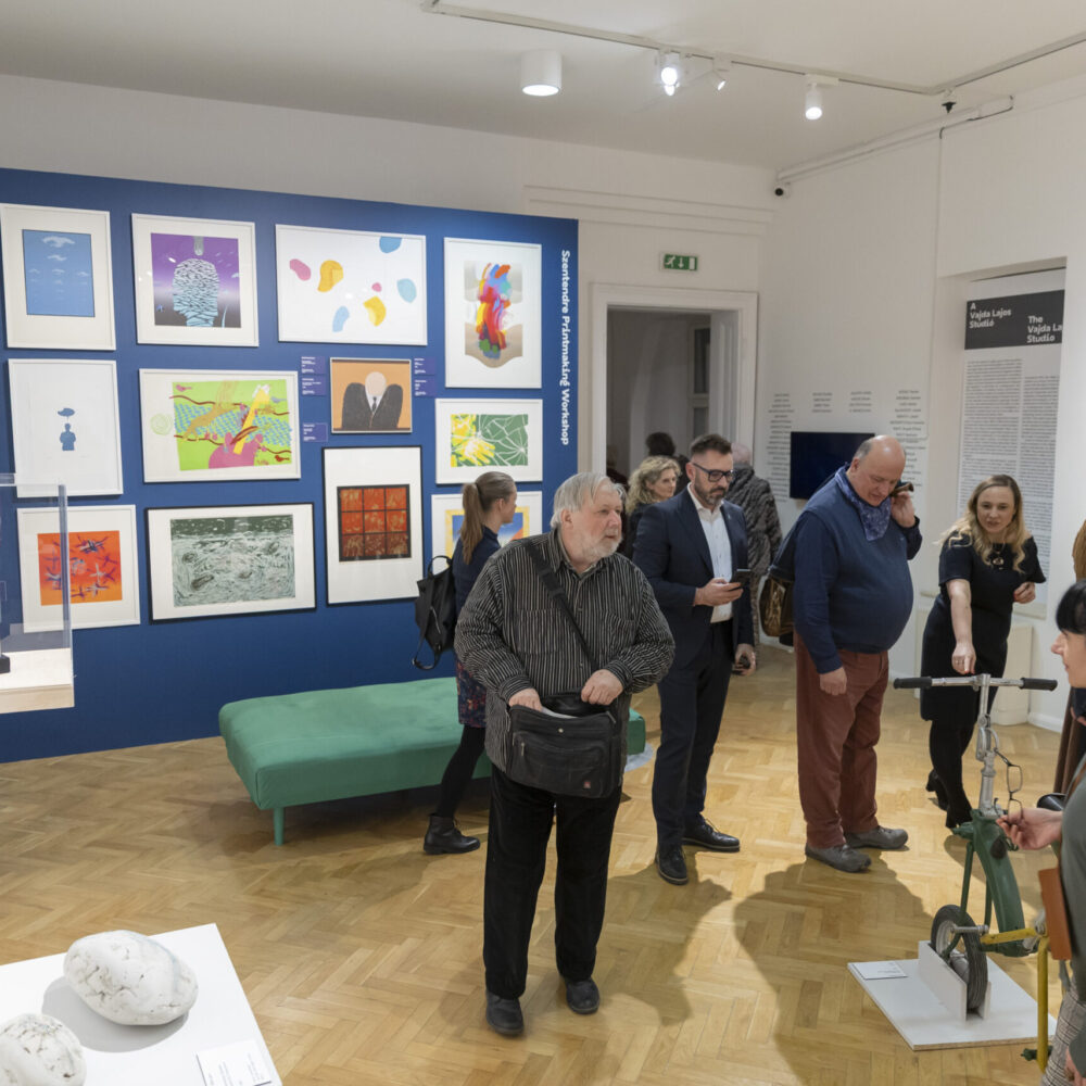 Kiemelt kép a Megnyílt a Kerettörténetek és a Fantomszál III. című kiállításhoz