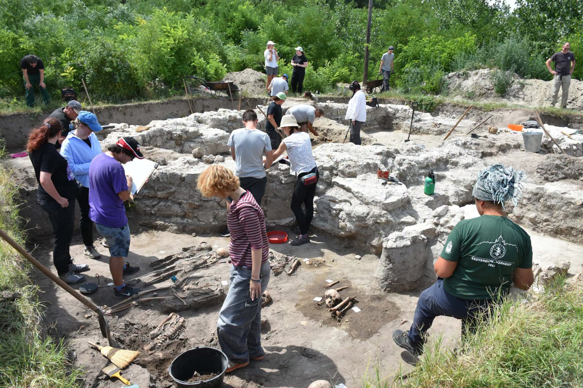 Kiemelt kép a MÚZEUM KORZÓ | Régészeti séta a szentendrei Római Tábor nyomában című eseményhez